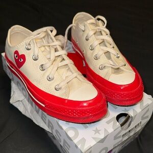 Comme de garçons converse